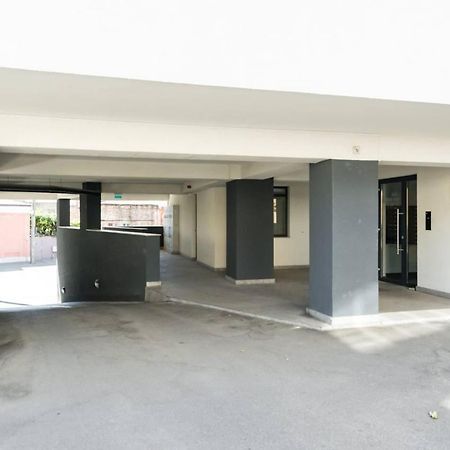 부쿠레슈티 Carol New Building With Balcony 아파트 외부 사진
